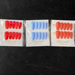 CLIP ON NAILS IN CORAL RED MATT